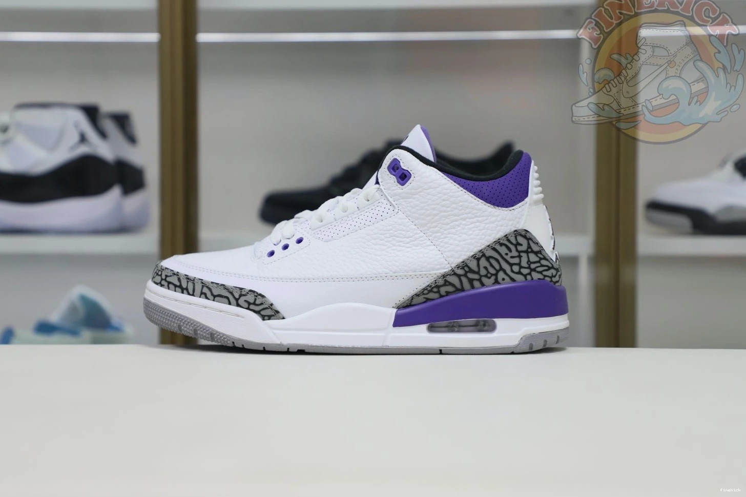 3 Air retro
